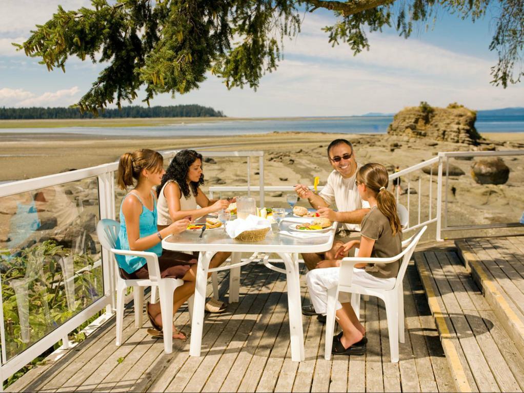 Pacific Shores Resort & Spa Parksville Exterior foto