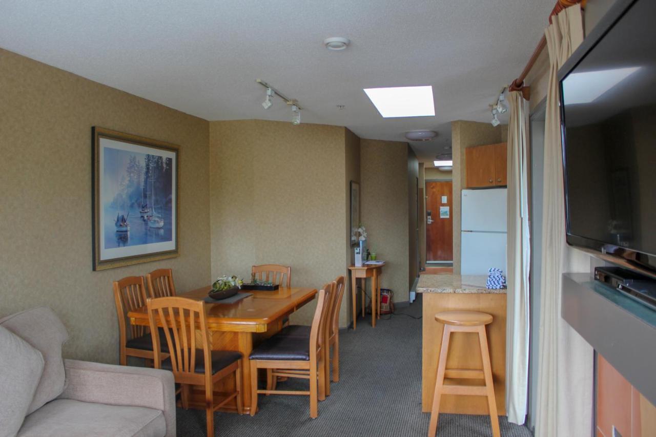 Pacific Shores Resort & Spa Parksville Exterior foto